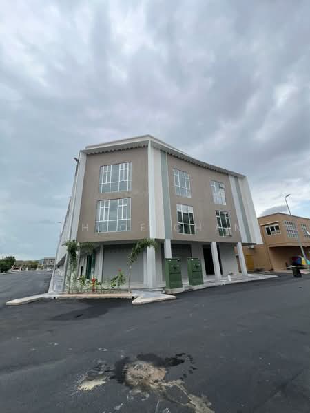 Shop / Office for Rent in Pekan Dengkil (Dengkil) - Chloe Chan - Exterior - PropertyGuru.com.my