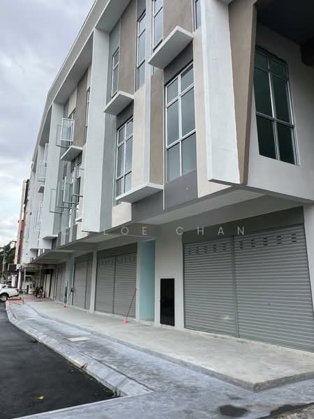 Shop / Office for Rent in Pekan Dengkil (Dengkil) - Chloe Chan - Exterior - PropertyGuru.com.my