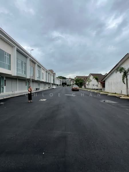 Shop / Office for Rent in Pekan Dengkil (Dengkil) - Chloe Chan - Exterior - PropertyGuru.com.my