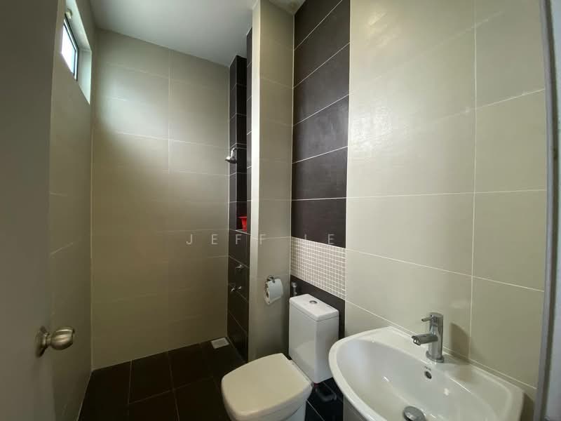 Rumah Kluster untuk Dijual di Taman Nusa Bestari (Iskandar Puteri (Nusajaya)) - Jeff Lee - Bathroom - PropertyGuru.com.my