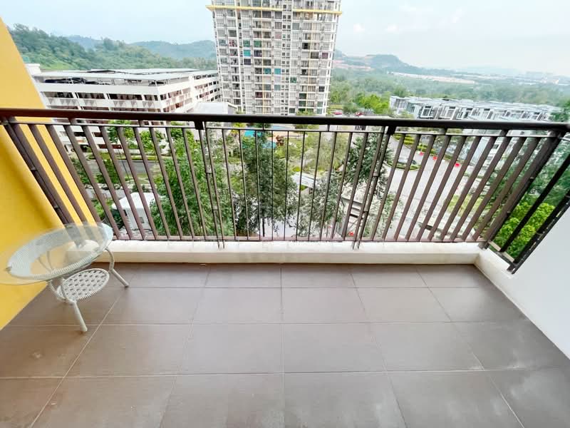 Kondominium untuk Disewa di Oasis 2 Residence - Eiffel Lai - Balcony - PropertyGuru.com.my