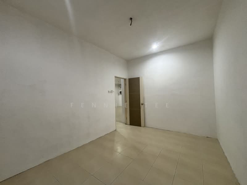 Semi-Detached House for Sale in Teluk Intan (Perak) - Fennie Tee - Bedroom - PropertyGuru.com.my