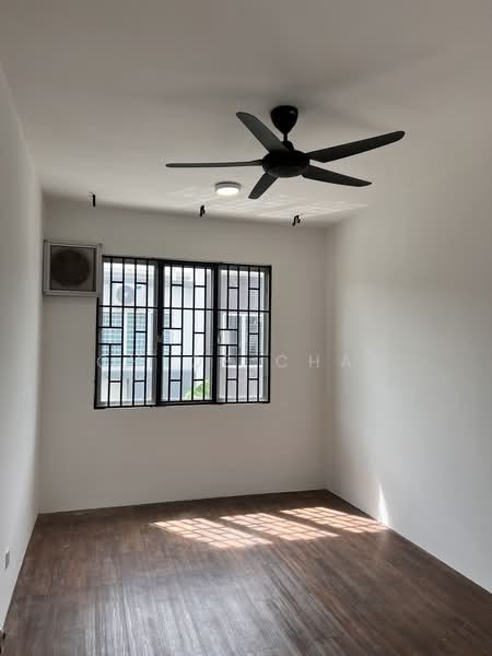 Rumah Teres 2 Tingkat untuk Dijual di Dengkil (Selangor) - Chloe Chan - PropertyGuru.com.my