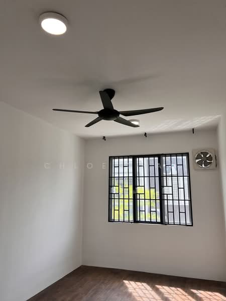 Rumah Teres 2 Tingkat untuk Dijual di Dengkil (Selangor) - Chloe Chan - PropertyGuru.com.my