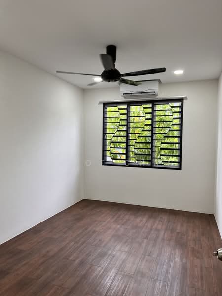 Rumah Teres 2 Tingkat untuk Dijual di Dengkil (Selangor) - Chloe Chan - PropertyGuru.com.my