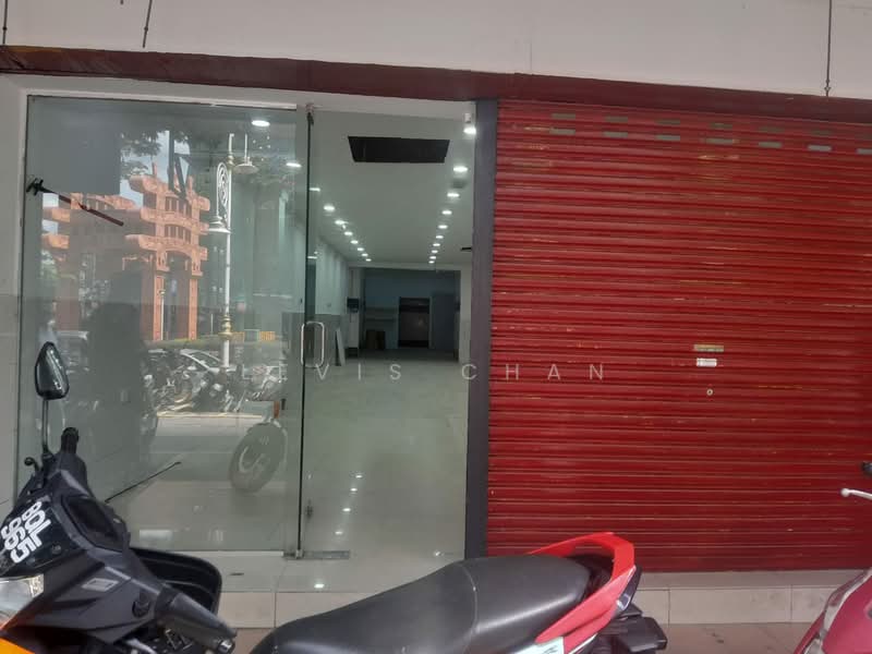 Shop for Rent in Brickfields (Kuala Lumpur) - Levis Chan - Entrance - PropertyGuru.com.my