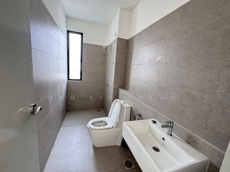 2-storey Terraced House for Sale in Austin Crest (Johor Bahru) - Ong Lih Shyan - Bathroom - PropertyGuru.com.my