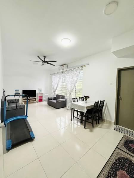 Condominium for Rent at Meru Heights Residences @ Scientex Meru - Jeff Tan - Living Room - PropertyGuru.com.my