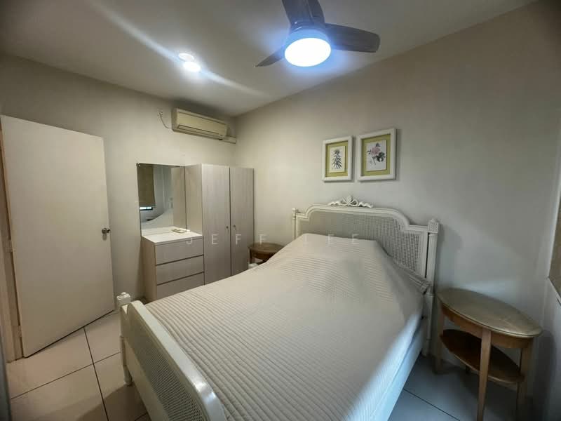 Pangsapuri untuk Dijual di Larkin Residence - Jeff Lee - Bedroom - PropertyGuru.com.my