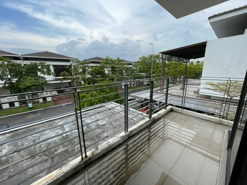 Semi-Detached House for Sale in Taman Jenderam Harmoni (Dengkil) - Kelvin Pook - PropertyGuru.com.my