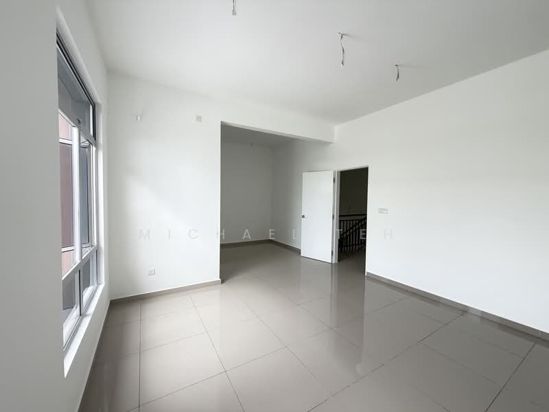Rumah Teres 2 Tingkat untuk Dijual di Ulu Tiram (Johor) - Michael Teh - PropertyGuru.com.my