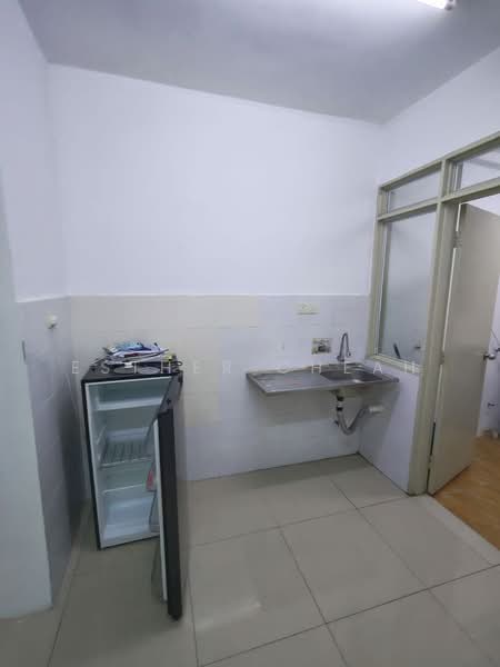 Condominium for Sale at Platinum Lake PV 15 - Esther Cheah - Kitchen - PropertyGuru.com.my