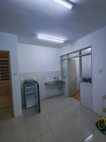 Condominium for Sale at Platinum Lake PV 15 - Esther Cheah - Kitchen - PropertyGuru.com.my