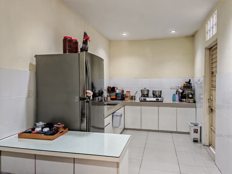 Rumah Teres 2 Tingkat untuk Dijual di Alam Damai (Cheras) - Zack Lee - Kitchen - PropertyGuru.com.my