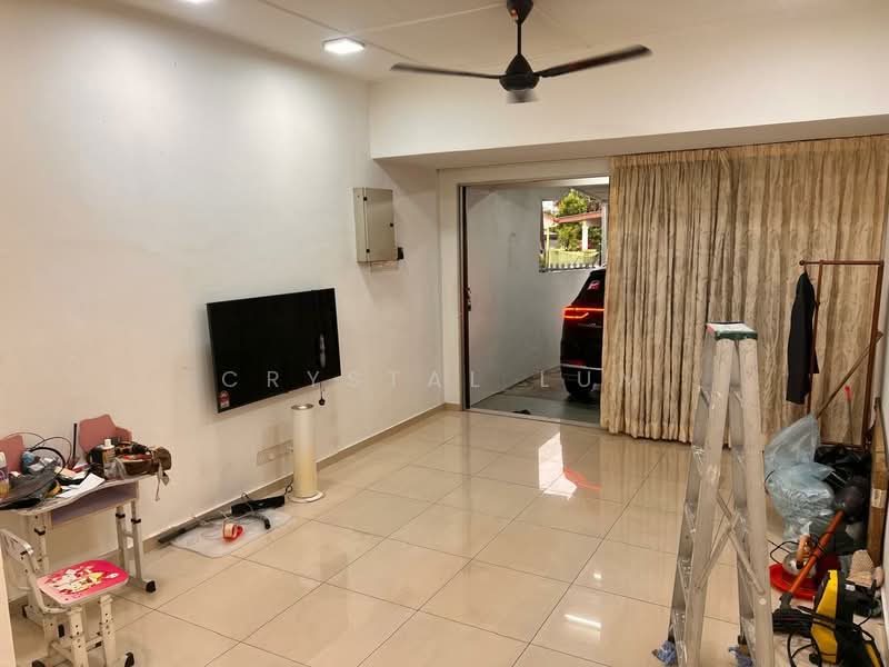 Rumah Teres untuk Disewa di Taman Kok Doh (Batu) - Crystal Lum - Living Room - PropertyGuru.com.my