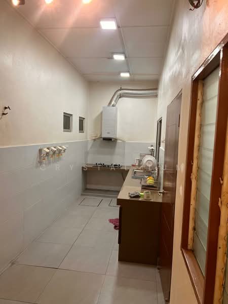 Rumah Teres untuk Disewa di Taman Kok Doh (Batu) - Crystal Lum - Kitchen - PropertyGuru.com.my
