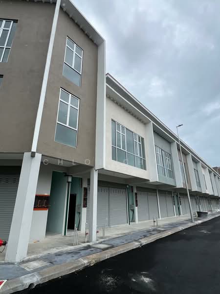 Kedai / Pejabat untuk Disewa di Pekan Dengkil (Dengkil) - Chloe Chan - Exterior - PropertyGuru.com.my