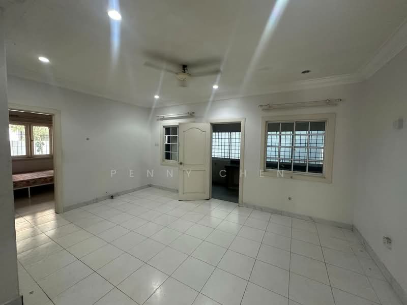 Rumah Berkembar untuk Dijual di Taman Merdeka (Ipoh) - PENNY CHEN - Living Room - PropertyGuru.com.my