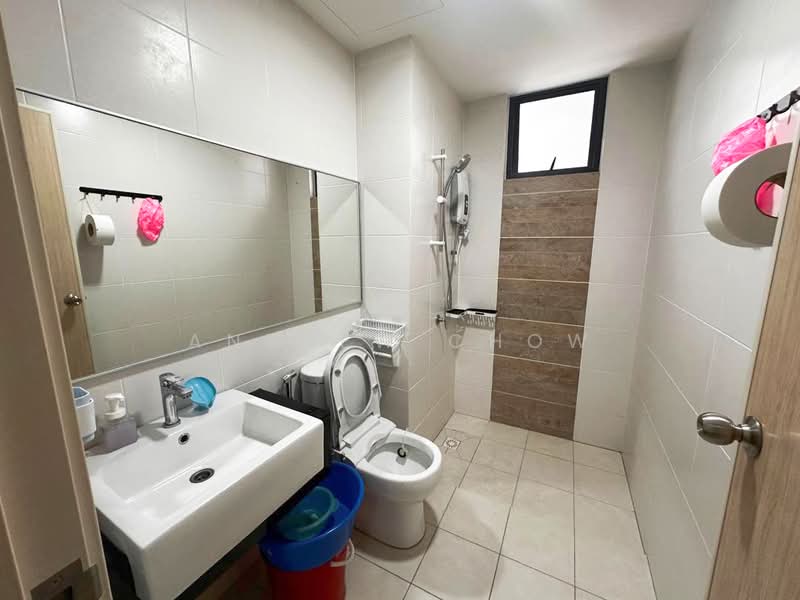 Kondominium untuk Disewa di ForestVille - Andrew Chow - Bathroom - PropertyGuru.com.my