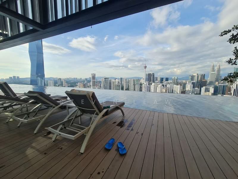 Servis Apartment untuk Disewa di Lucentia Residences - Steven Leaw - Pool - PropertyGuru.com.my