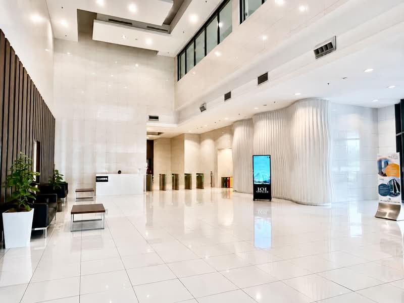 Office for Rent in Bandar Puteri Puchong (Puchong) - TK Yong - Lobby - PropertyGuru.com.my