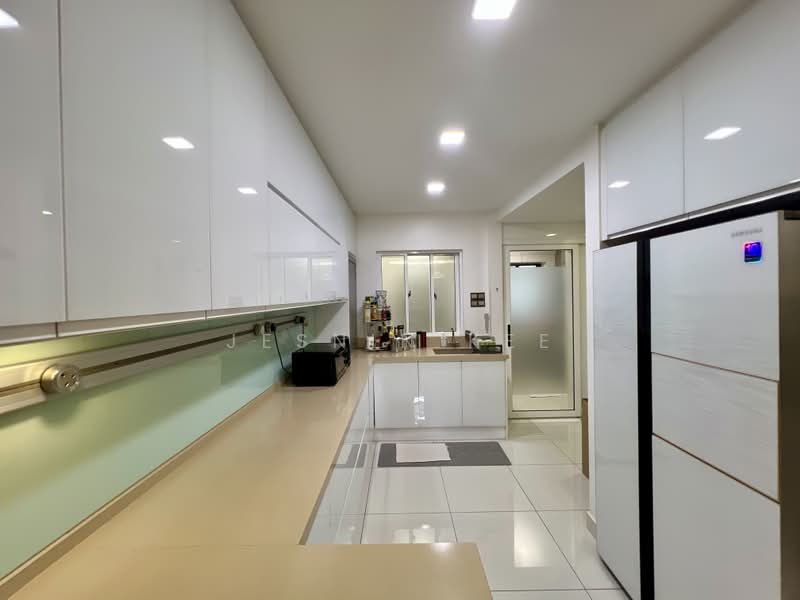 3-storey Terraced House for Sale in Lake Fields (Sungai Besi) - Jesnin Kee - Dry Kitchen - PropertyGuru.com.my