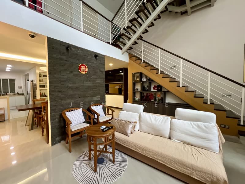 3-storey Terraced House for Sale in Lake Fields (Sungai Besi) - Jesnin Kee - Living Room - PropertyGuru.com.my