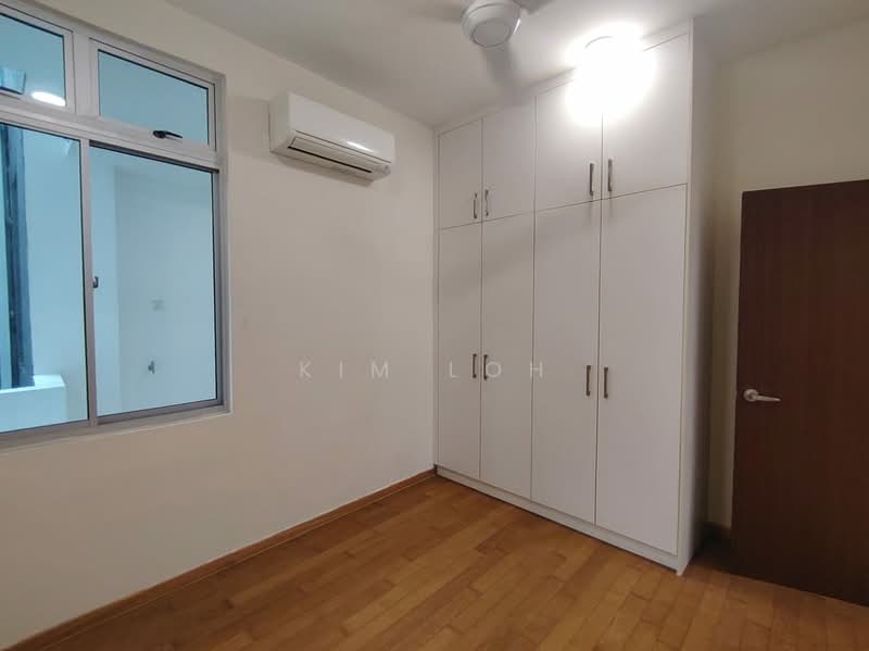 Kondominium untuk Dijual di The Seed Taman Sutera Utama - Kim Loh - Bedroom - PropertyGuru.com.my