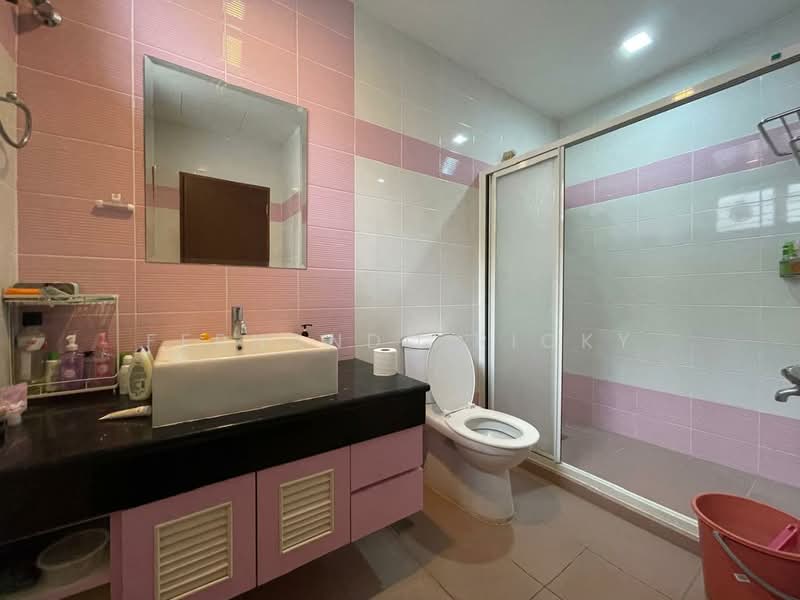 Bungalow for Sale in Kota Kinabalu (Sabah) - Fernando Ricky - Bathroom - PropertyGuru.com.my