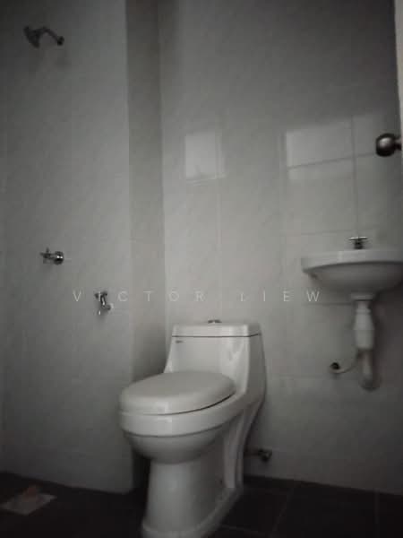 Kondominium untuk Dijual di Camellia Residences - VICTOR LIEW - Bathroom - PropertyGuru.com.my