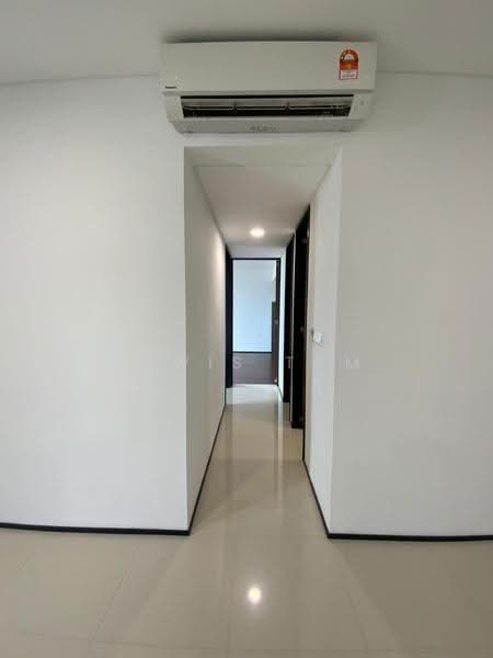 Kondominium untuk Disewa di The Fennel - Lewis Tam - Corridor - PropertyGuru.com.my