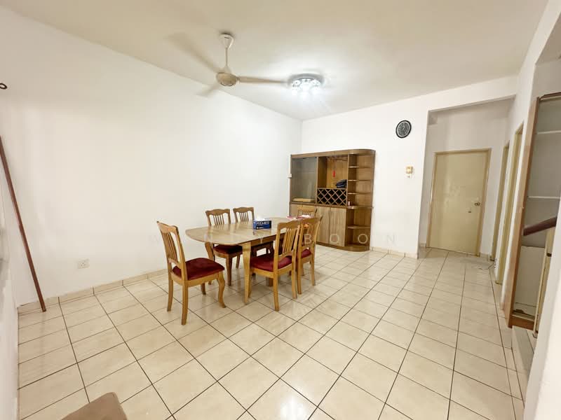 Rumah Teres 2 Tingkat untuk Disewa di Bandar Kinrara (Selangor) - Wendy Boon - Dining Room - PropertyGuru.com.my