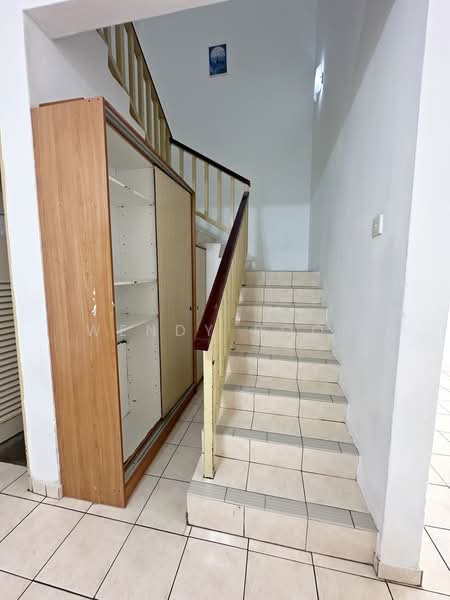 Rumah Teres 2 Tingkat untuk Disewa di Bandar Kinrara (Selangor) - Wendy Boon - Entrance - PropertyGuru.com.my