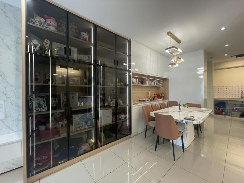Kediaman Servis untuk Disewa di Akasa - Miko Lew - Dining Room - PropertyGuru.com.my