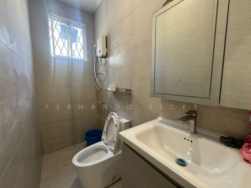 Rumah Berkembar untuk Dijual di Kota Kinabalu (Sabah) - Fernando Ricky - Bathroom - PropertyGuru.com.my