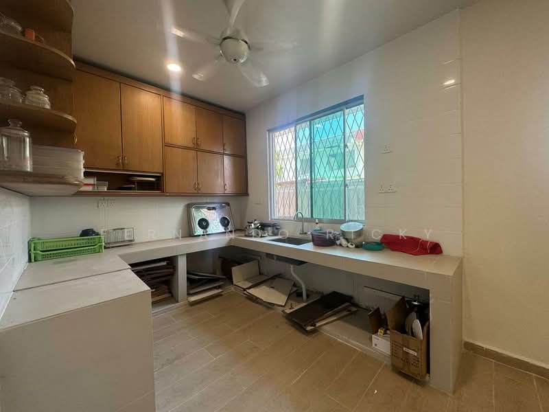 Rumah Berkembar untuk Dijual di Kota Kinabalu (Sabah) - Fernando Ricky - Kitchen - PropertyGuru.com.my
