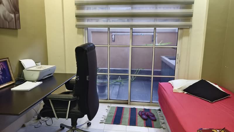 Servis Apartment untuk Dijual di Sri Acappella - Selvam . - Study - PropertyGuru.com.my