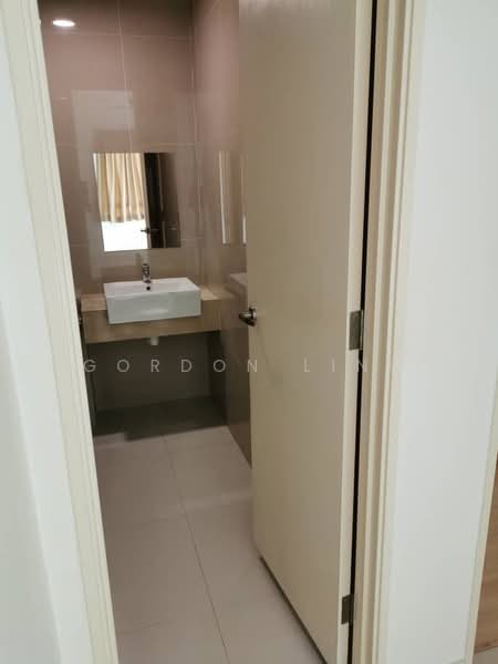 Servis Apartment untuk Dijual di Desa Green - Gordon Ling - Bathroom - PropertyGuru.com.my