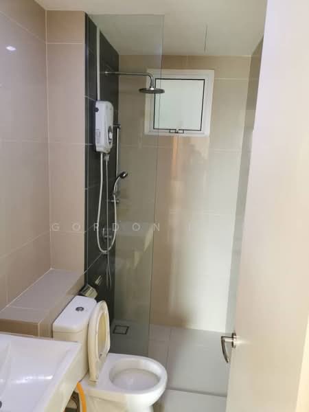 Servis Apartment untuk Dijual di Desa Green - Gordon Ling - Bathroom - PropertyGuru.com.my