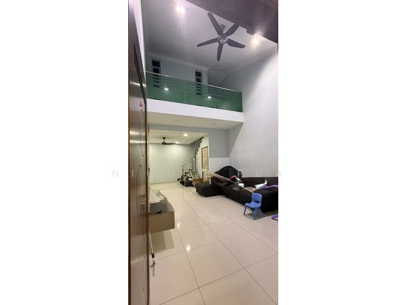 Rumah Teres 1.5 Tingkat untuk Disewa di Taman Impian Emas (Skudai) - Nicole Pua - Living Room - PropertyGuru.com.my