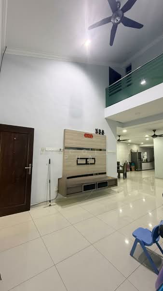 Rumah Teres 1.5 Tingkat untuk Disewa di Taman Impian Emas (Skudai) - Nicole Pua - Living Room - PropertyGuru.com.my