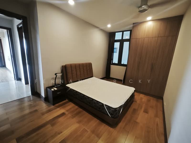 Kondominium untuk Dijual di Harrington Suites - Fernando Ricky - Bedroom - PropertyGuru.com.my