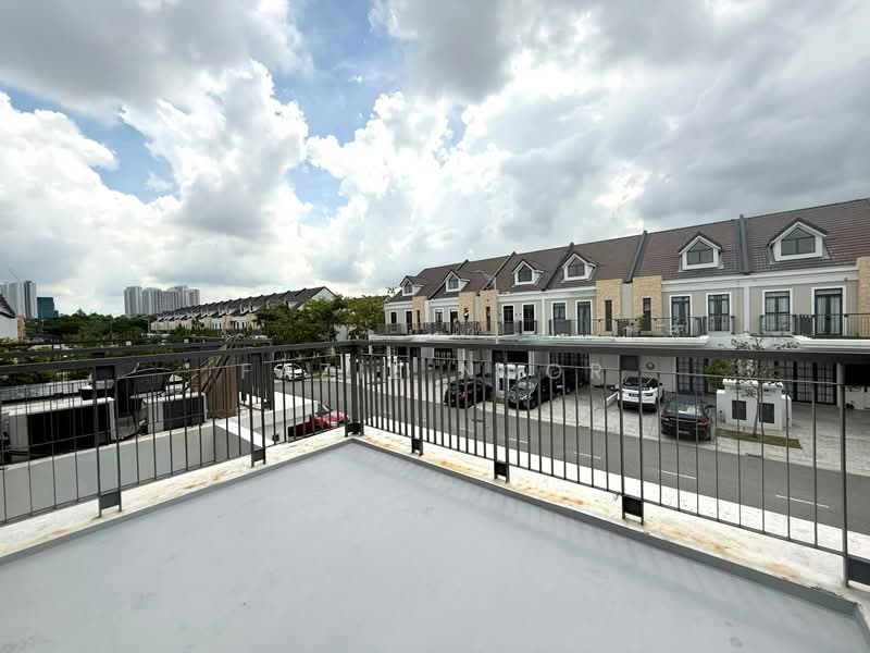 Rumah Teres 2 Tingkat untuk Dijual di Sunsuria City (Dengkil) - Fazie Noor - Exterior - PropertyGuru.com.my