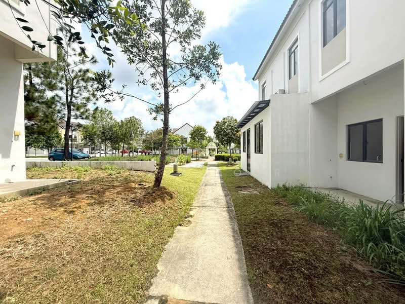 Rumah Teres 2 Tingkat untuk Dijual di Sunsuria City (Dengkil) - Fazie Noor - Exterior - PropertyGuru.com.my