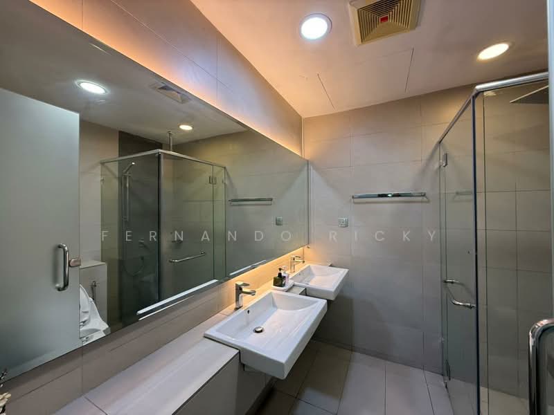 Service Residence for Sale at The Loft @ KK Times Square - Fernando Ricky - Bathroom - PropertyGuru.com.my