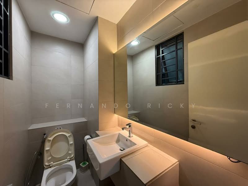 Service Residence for Sale at The Loft @ KK Times Square - Fernando Ricky - Bathroom - PropertyGuru.com.my