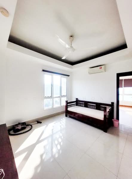 Kondominium untuk Disewa di The Cove Condominium - Andrew Chong - Living Room - PropertyGuru.com.my