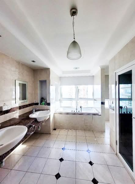 Kondominium untuk Disewa di The Cove Condominium - Andrew Chong - Bathroom - PropertyGuru.com.my