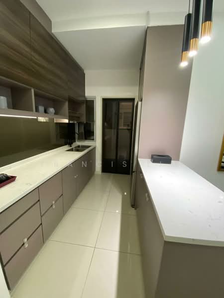 Service Residence for Sale at Savanna Executive Suite @ Southville City - Francis Lim - Kitchen - PropertyGuru.com.my