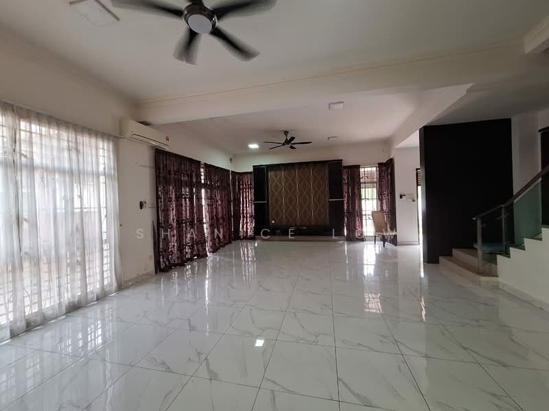 Rumah Berkembar untuk Dijual di Taman Tasik Prima (Puchong) - Shanice Low - Living Room - PropertyGuru.com.my